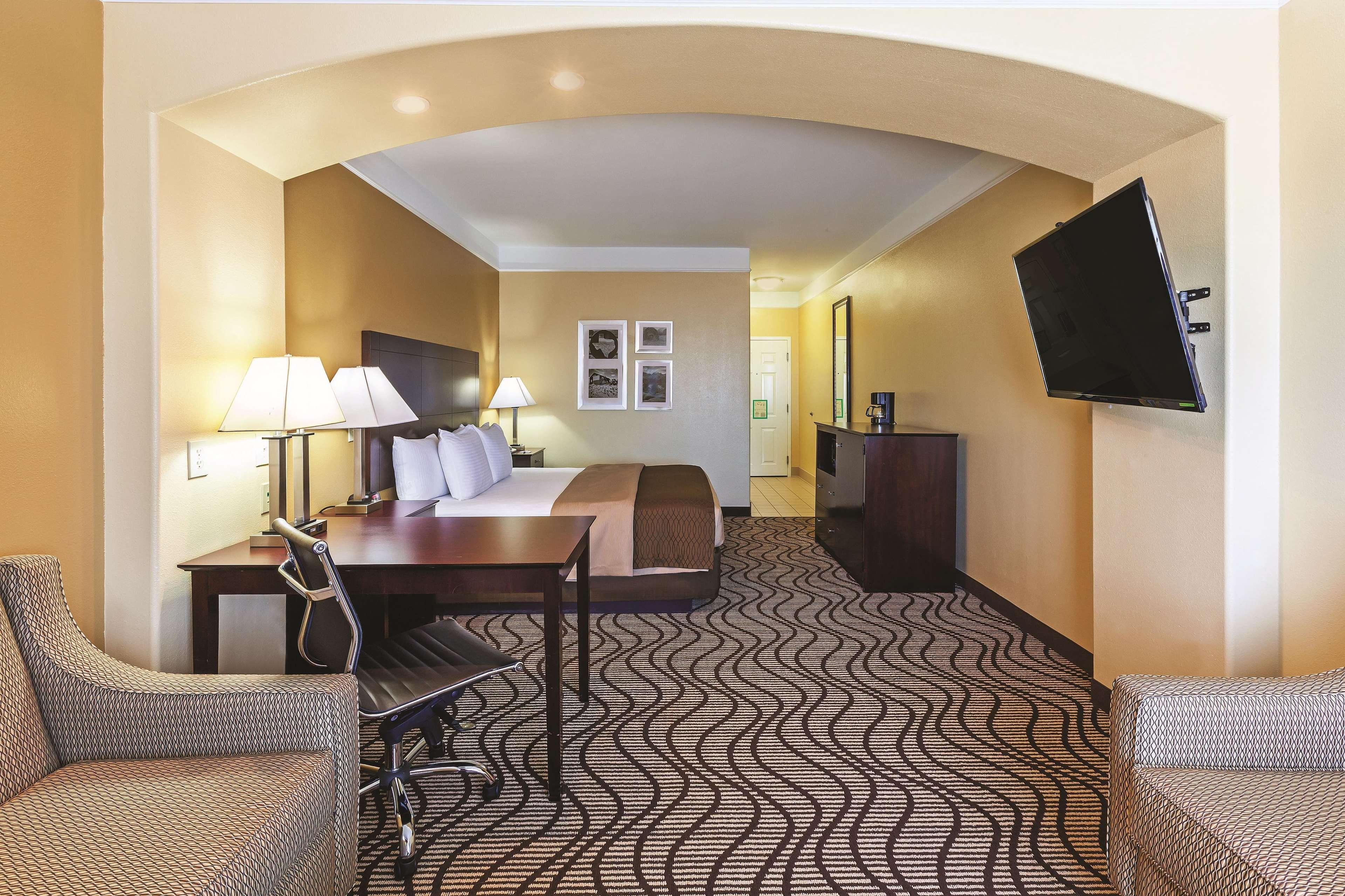 La Quinta By Wyndham Angleton Hotel Luaran gambar