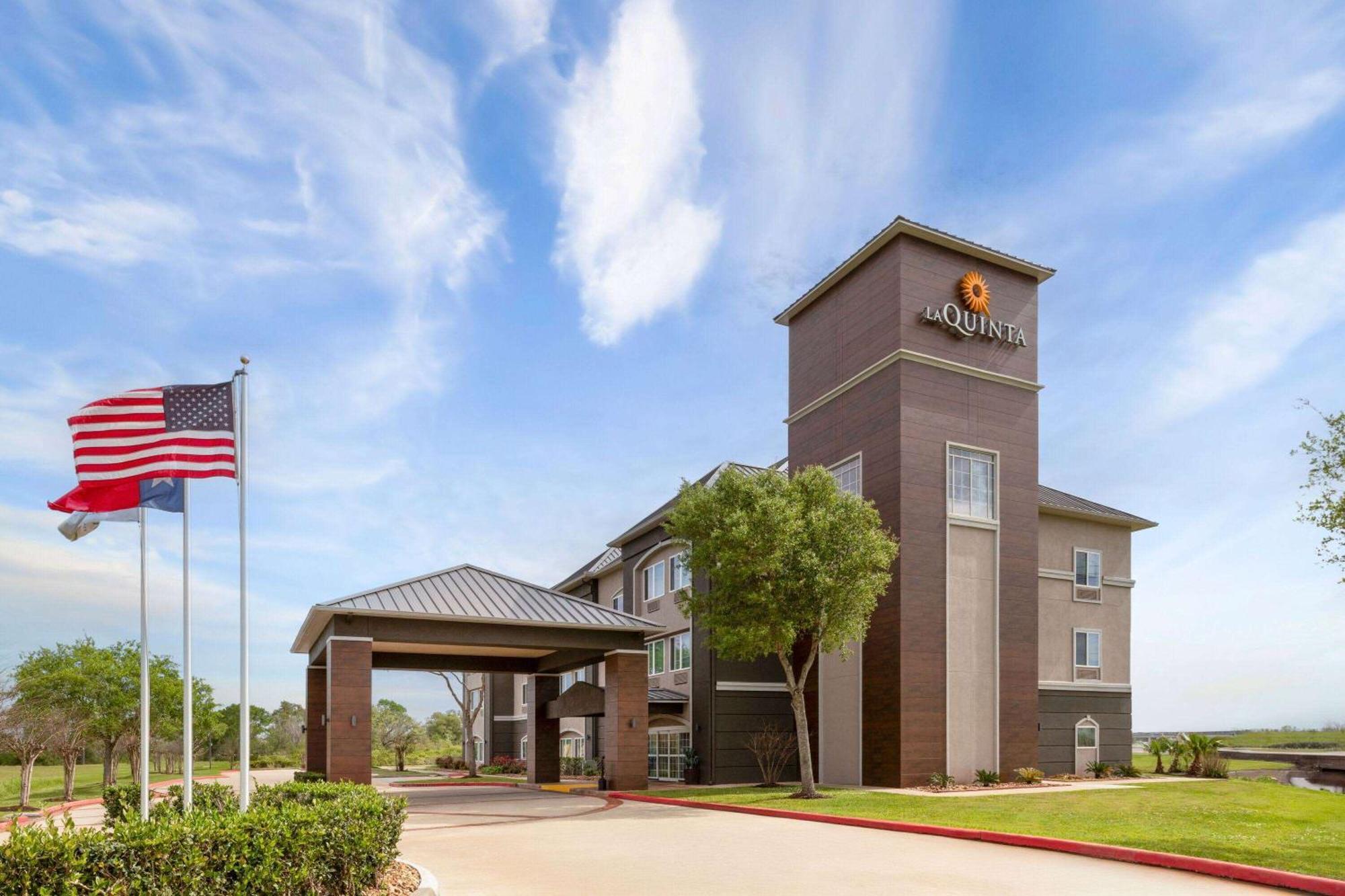 La Quinta By Wyndham Angleton Hotel Luaran gambar