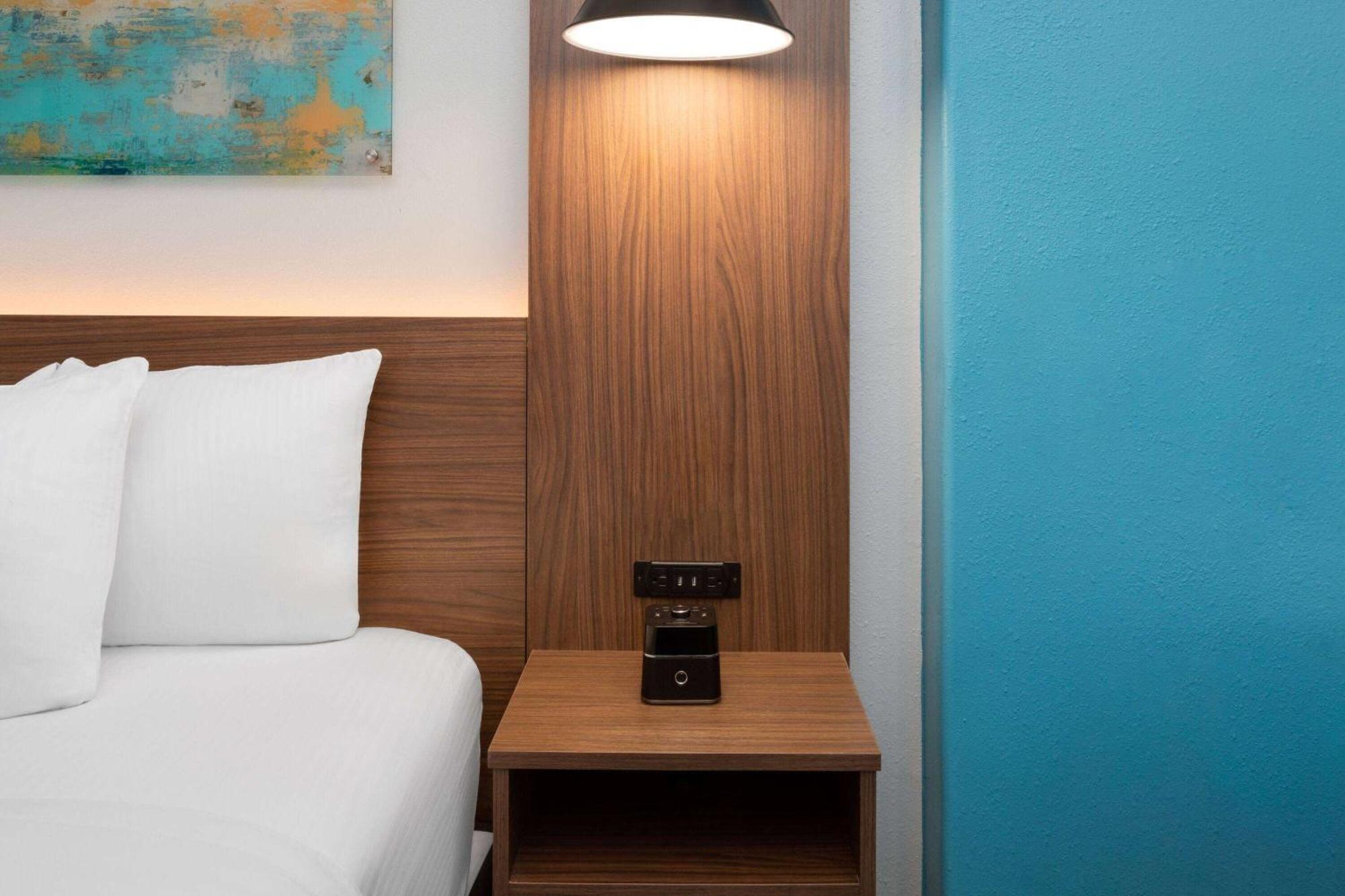 La Quinta By Wyndham Angleton Hotel Luaran gambar